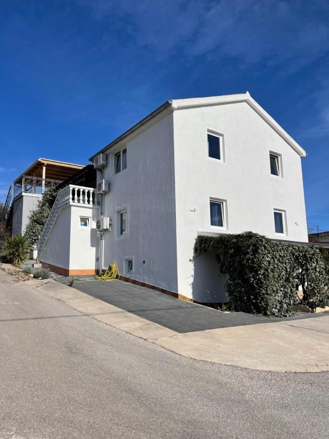 מסלניקה Apartments Frigan מראה חיצוני תמונה